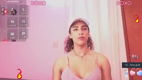 lunagudis online show from July 20, 5:04 pm