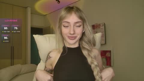 Luna online show from February 21, 10:24 pm