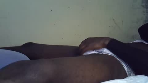 lunalove22_ online show from April 23, 8:33 am