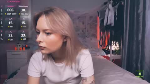 Luna online show from October 16, 3:44 pm