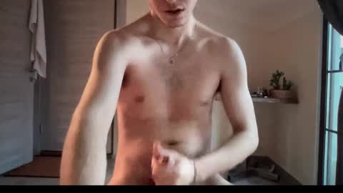 Snapshot of lunamalpica chatting on March 2, 3:37 pm LunaPica online show from March 2, 3:37 pm