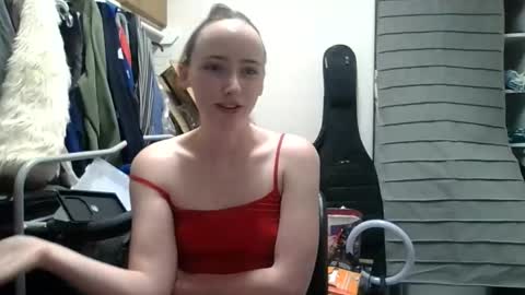 lunapixie2020 online show from May 16, 3:36 am