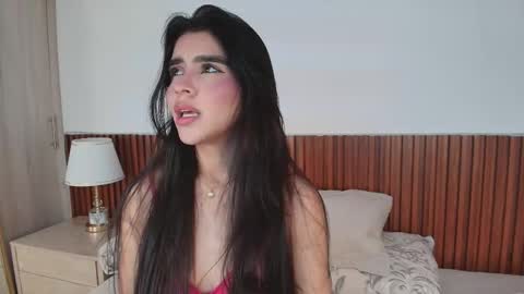 Luna Rousse online show from April 18, 3:30 am