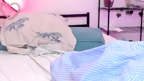 Kate online show from March 10, 5:54 am