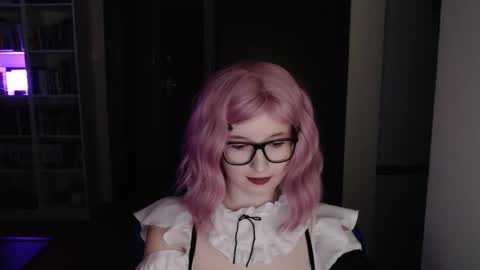 LunaXcherry online show from March 21, 6:01 pm