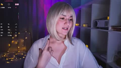 LunaXLoverx online show from November 21, 11:41 am