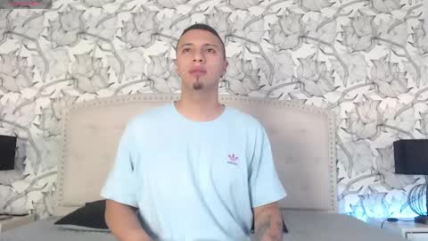 Luna and Kian online show from April 19, 3:29 am