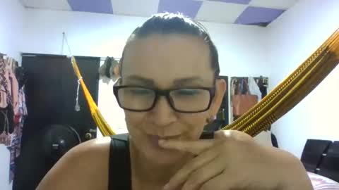 Lupita online show from April 19, 4:19 pm