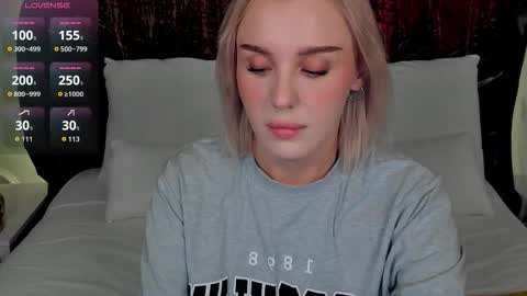 your sweet Liana online show from October 17, 10:36 pm