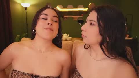 Gabrielle  Lexa  online show from June 20, 2:23 pm