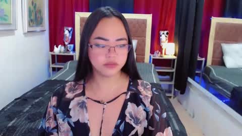 Trina online show from February 21, 9:45 am