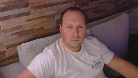 lustonfan online show from May 5, 1:45 am
