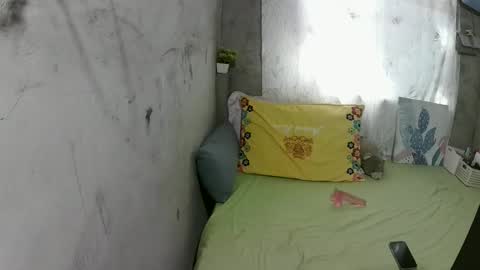 Flora Mae online show from March 19, 6:19 am