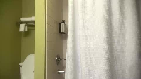 luveatinpussy8 online show from April 28, 9:35 am