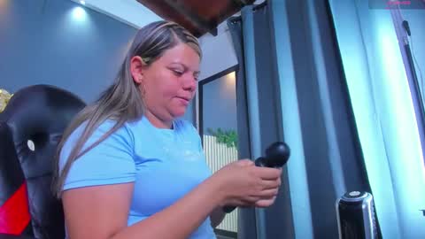 Luxe3 online show from December 17, 11:17 am