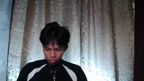 Snapshot of luxirfy_xx chatting on October 8, 4:46 pm luxirfy online show from October 8, 4:46 pm