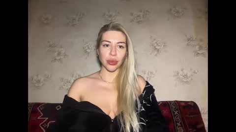 LuxSonyaStar online show from December 22, 1:07 pm