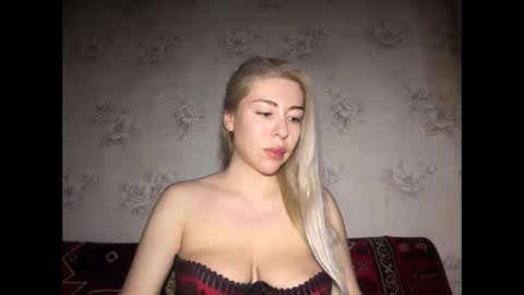 LuxSonyaStar online show from March 13, 8:45 pm