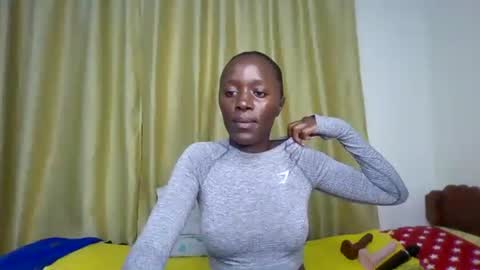 sexy queen  online show from June 23, 7:31 pm