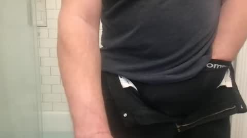 lvguynextdoor440656 online show from October 18, 3:00 am