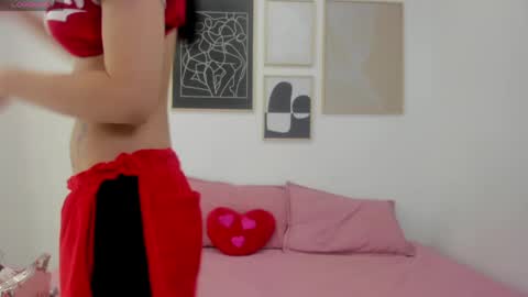  Lycoris  online show from April 23, 8:43 pm