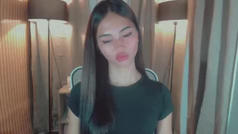 LYKA LOOPS online show from March 25, 2:35 pm