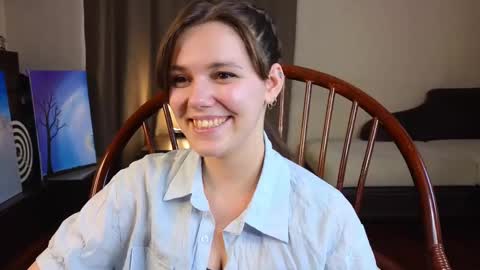 hi im Lyle online show from March 10, 10:39 am