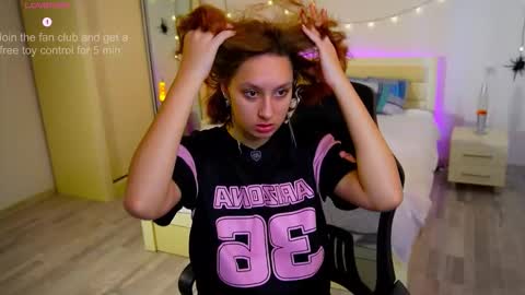 Lylian online show from October 28, 7:09 am