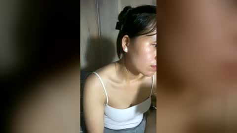 Lyly online show from May 18, 4:18 am