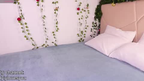 Lyly   online show from December 17, 6:31 am