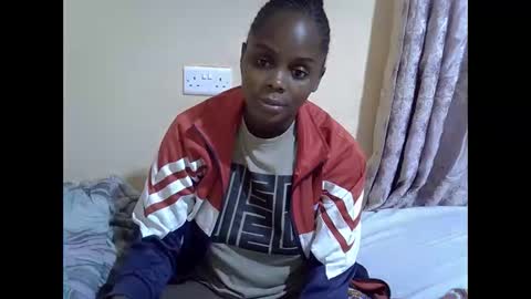 lyn_anna online show from October 5, 10:01 am