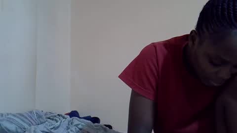 lyn_anna online show from September 17, 11:57 am