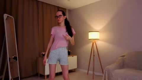 Sara online show from January 31, 7:11 pm