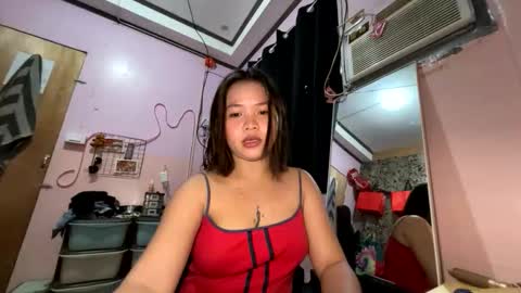 I am Lyn- DONT FORGET TO FOLLOW ME online show from November 4, 8:15 am