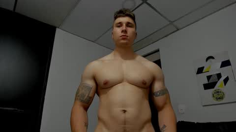 Lyonel online show from October 30, 9:26 pm