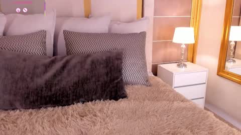    online show from November 23, 12:36 pm