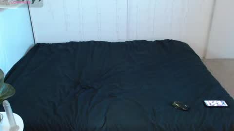 Snapshot of lyrajrose chatting on October 7, 4:03 pm Lyra Rose online show from October 7, 4:03 pm