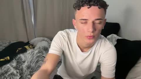  NEW   Leo  lz britboy online show from March 12, 12:09 pm