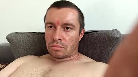 ma747047 online show from April 23, 3:35 pm