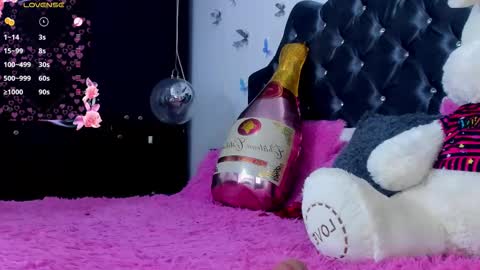 Snapshot of maavca chatting on February 14, 11:53 pm maavca online show from February 14, 11:53 pm