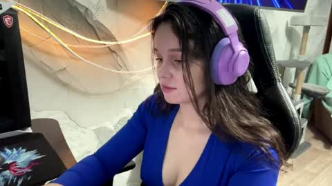 Apolonia online show from May 28, 6:17 pm