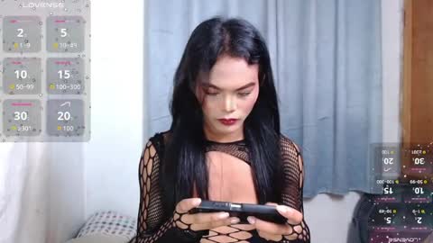 Divina online show from June 12, 4:00 am