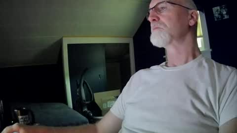 mac8181 online show from May 23, 10:11 am