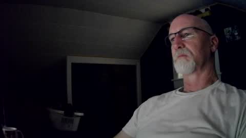 mac8181 online show from July 25, 9:40 am