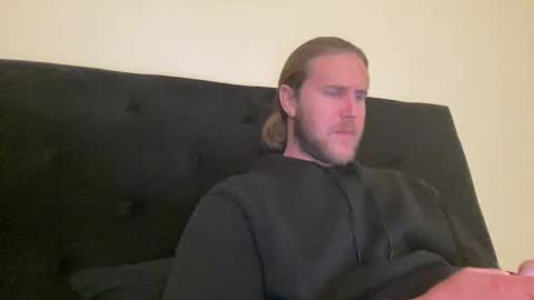 Snapshot of mac_drew chatting on February 17, 6:09 am mac_drew online show from February 17, 6:09 am