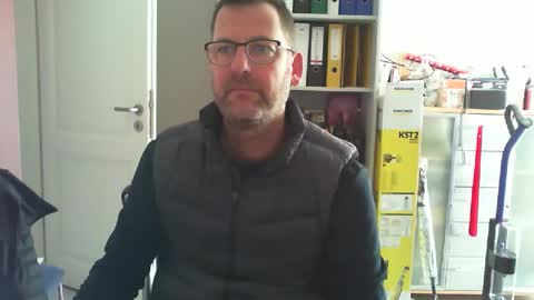 macfly67 online show from January 16, 8:12 am