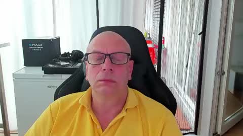 Andy online show from June 16, 5:50 pm