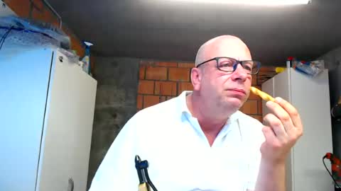 Andy online show from June 29, 4:50 pm