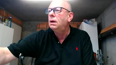 Andy online show from July 2, 9:14 am