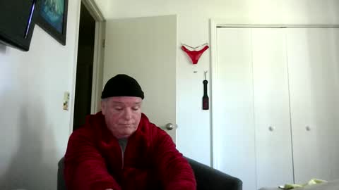 mackdocc001 online show from March 13, 4:21 pm